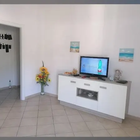 Rebecca House Apartment