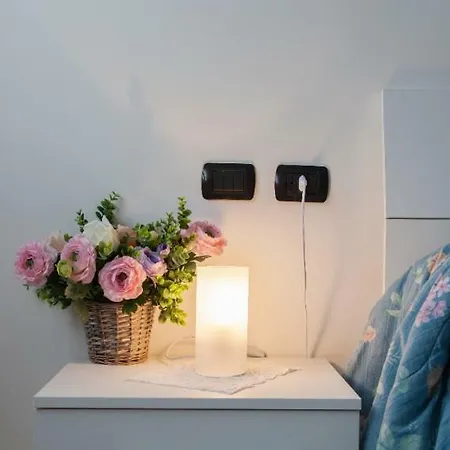 Rebecca House Apartment