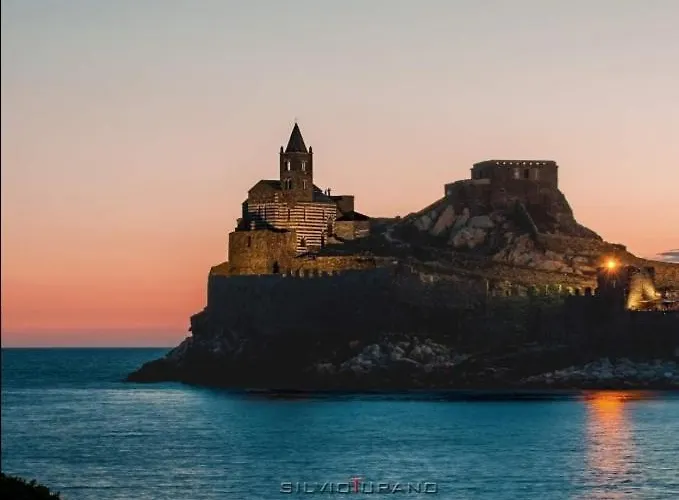 Rebecca House Apartment *